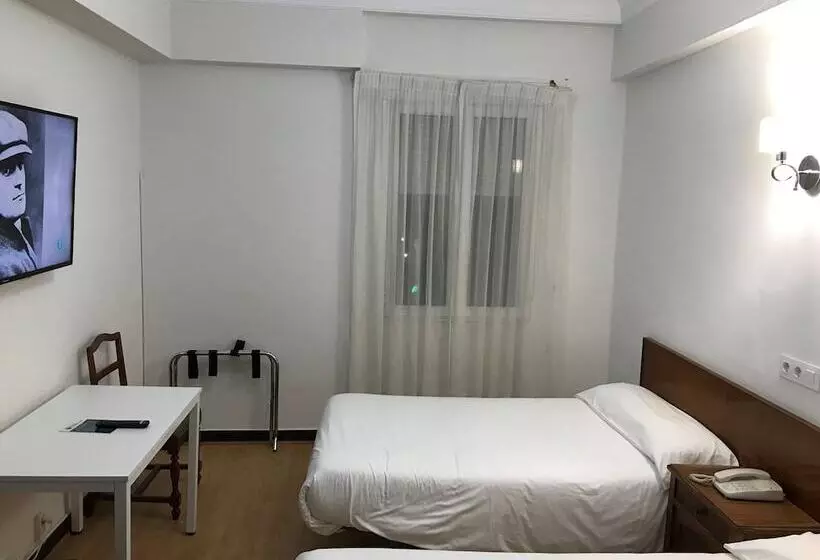 اتاق استاندارد با چشم‌انداز شهر, Hostal La Mexicana