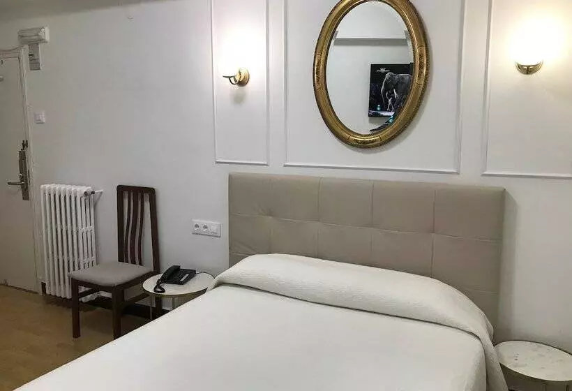 اتاق استاندارد با چشم‌انداز شهر, Hostal La Mexicana