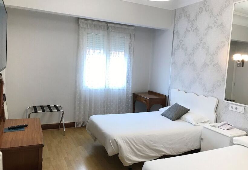 带城市景观的标准间, Hostal La Mexicana