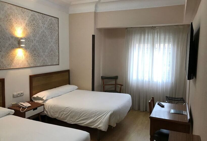 带城市景观的标准间, Hostal La Mexicana