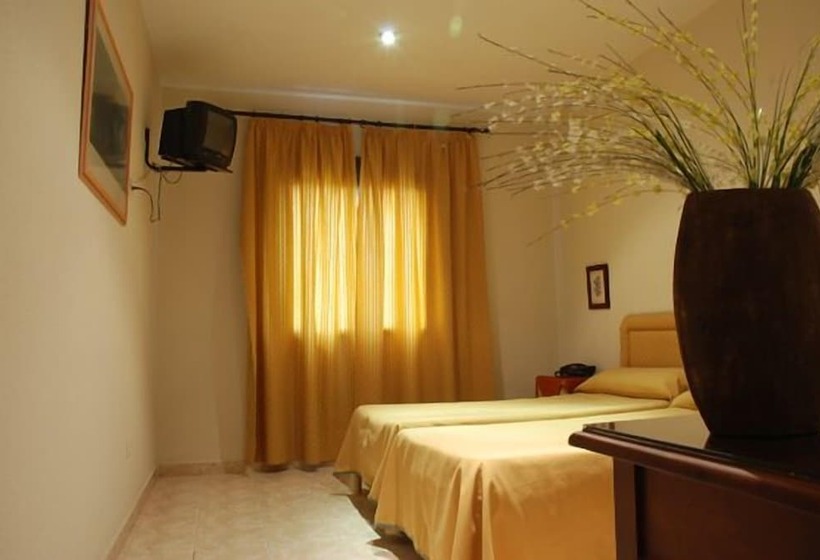 스탠다드 룸, Hostal León