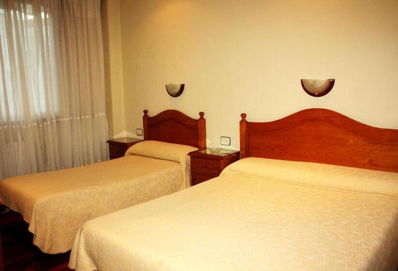 חדר סטנדרט לשלושה, Pensión Residencia Buenos Aires