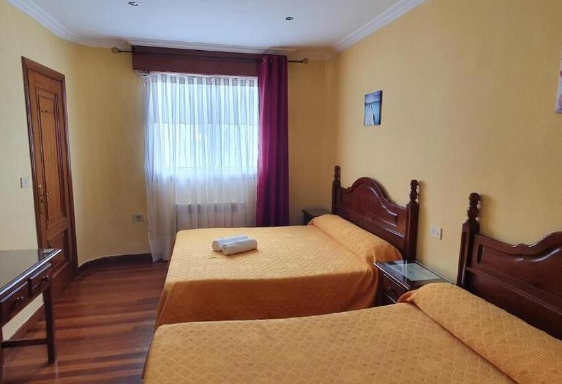 חדר סטנדרט לארבעה, Pensión Residencia Buenos Aires