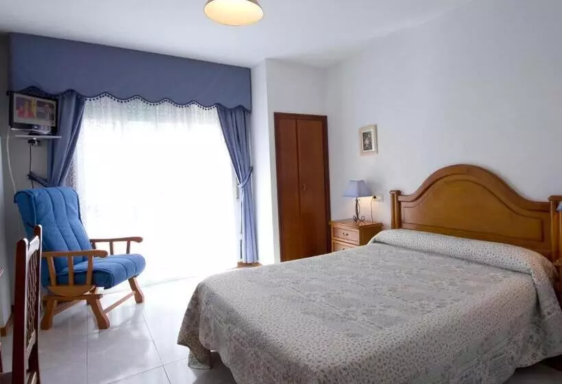 Habitación Estándar Individual, Restaurante Xaneiro