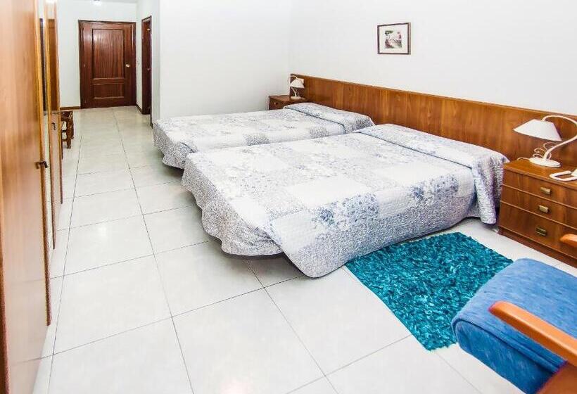 스탠다드 룸, Restaurante Xaneiro