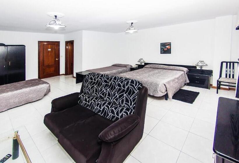 스탠다드 트리플 룸, Restaurante Xaneiro