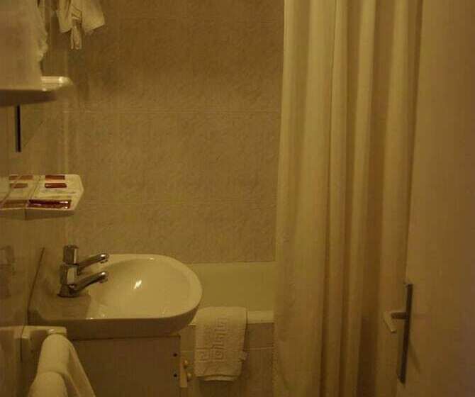 Номер Стандарт, Saiola