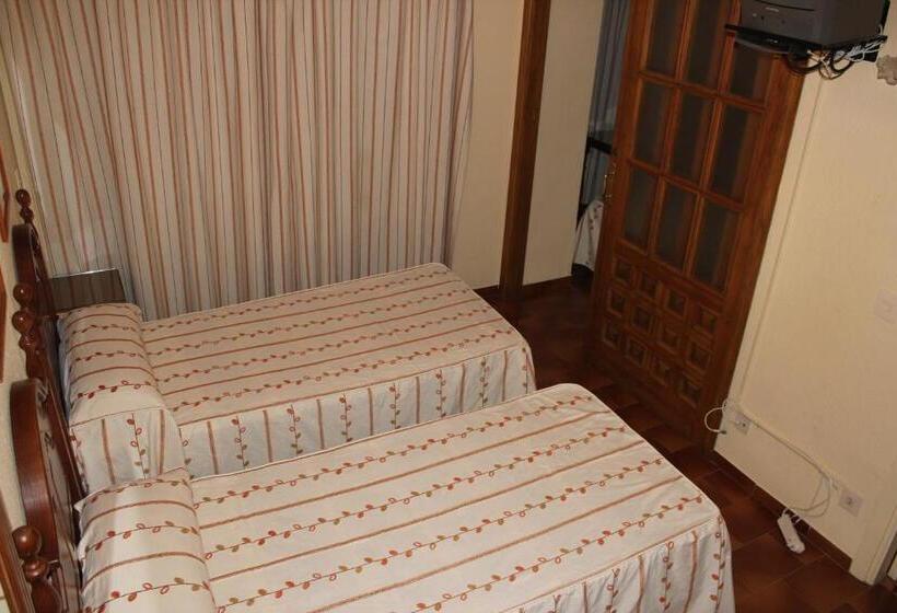スタンダード４人部屋, Hostal Andalucia
