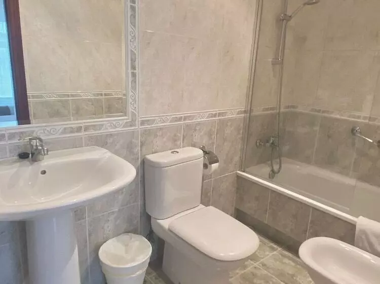 スタンダードルーム, Pensión Residencia Fornos