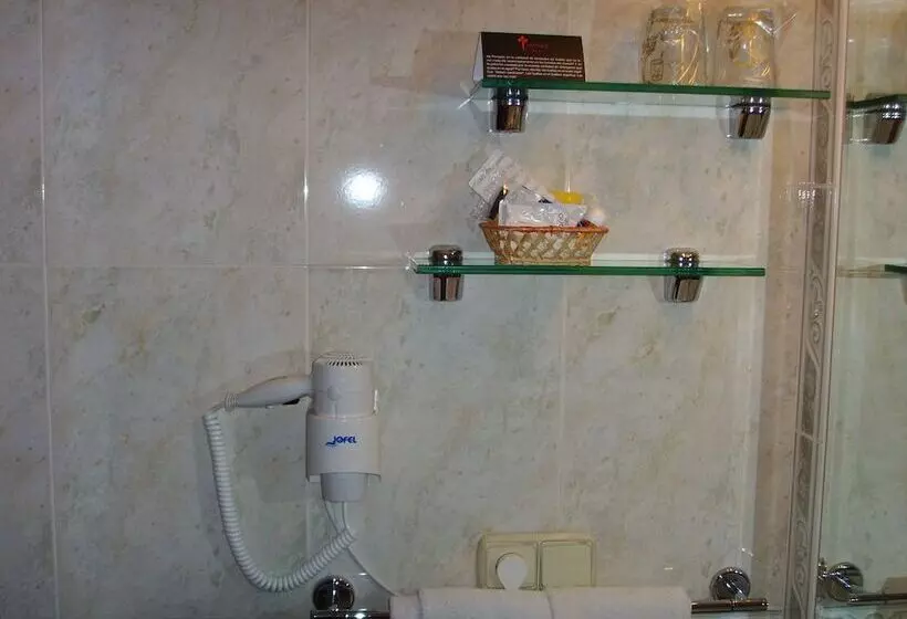 スタンダードルーム, Pensión Residencia Fornos