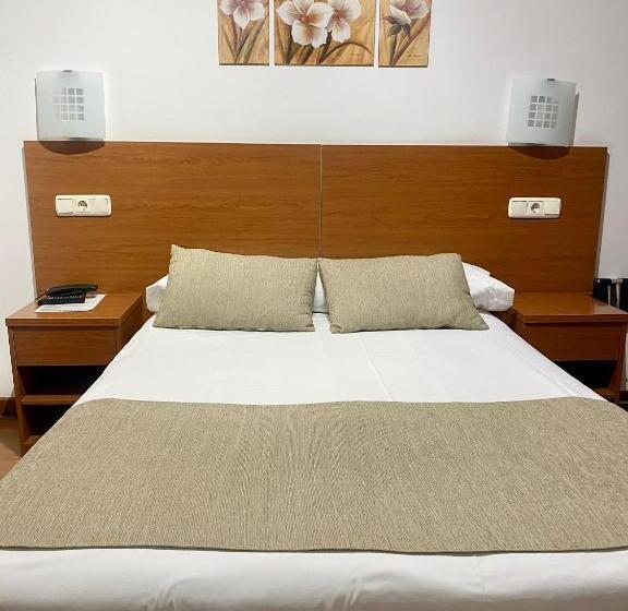 스탠다드 룸, Pensión Residencia Fornos