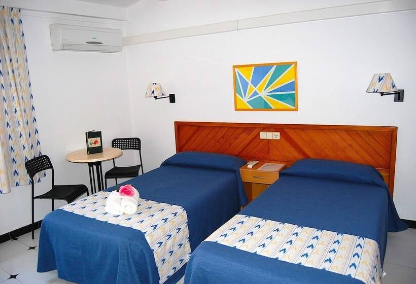 חדר סטנדרט, Hostal Ca'n Tiu