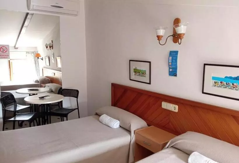 Ekonomik Oda, Hostal Ca'n Tiu