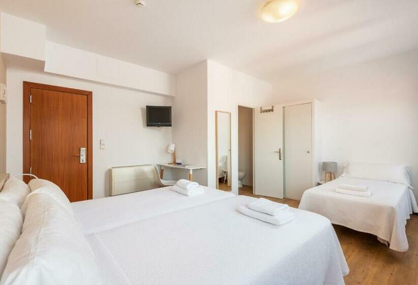 غرفة عائلية, Hostal Jume  Urban Rooms