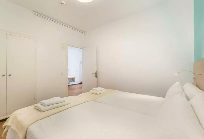 سوئیت 2 خوابه, Hostal Jume  Urban Rooms