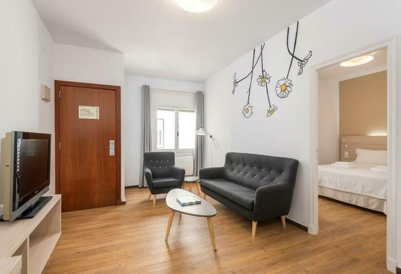 Люкс 2 Спальни, Hostal Jume  Urban Rooms