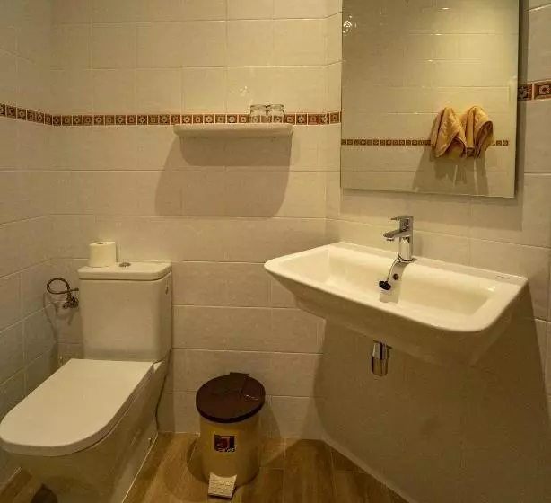 Triple Room Sea View, Hostal Palmaria