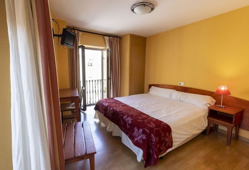 اتاق استاندارد, Hostal Restaurante Puerta Del Alcazar