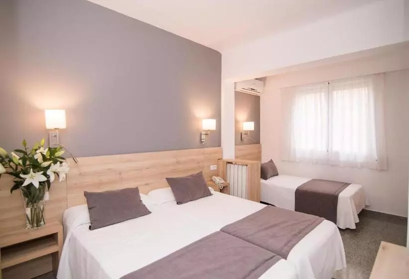 Chambre Triple Standard, Abelay