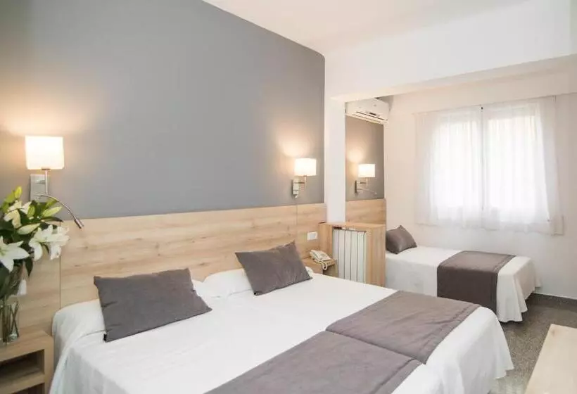 Chambre Triple Standard, Abelay