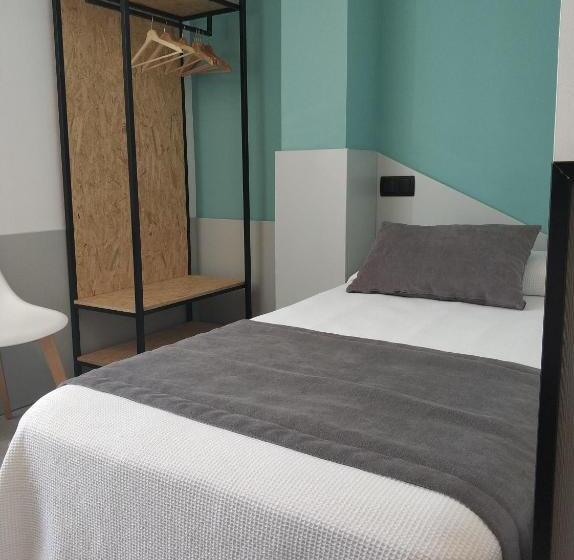 חדר סטנדרט יחיד, Abelay