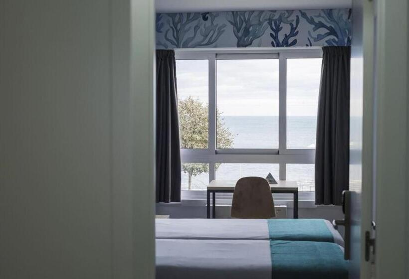 اتاق استاندارد با چشم‌انداز دریا, Alda Coruñamar