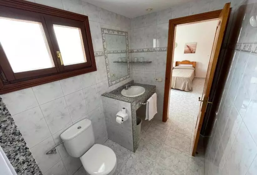 Camera Standard, Hostal Can Gallu