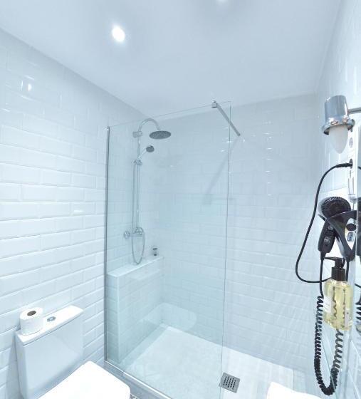 Номер Стандарт, Hostal Girona