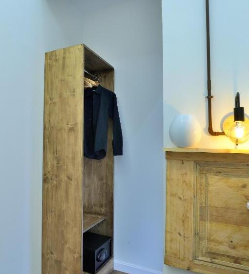 Номер Стандарт Индивидуальный, Hostal Girona