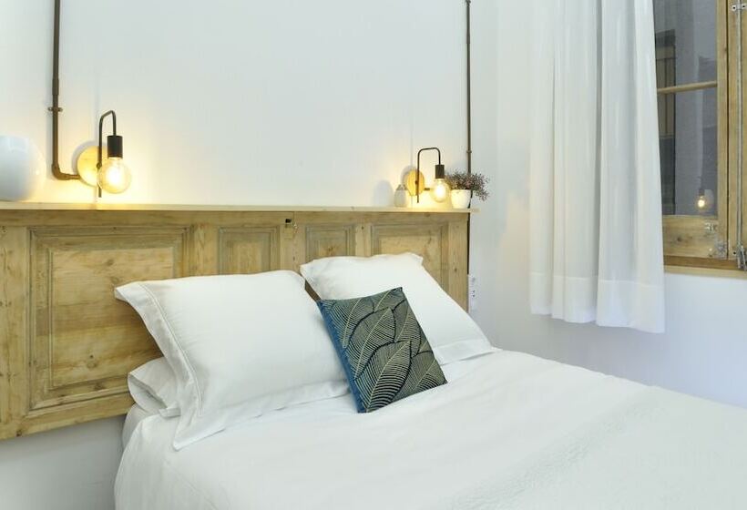 Номер Стандарт Индивидуальный, Hostal Girona