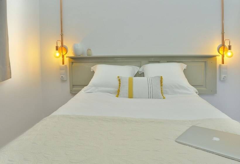 Номер Economy с общей ванной комнатой, Hostal Girona