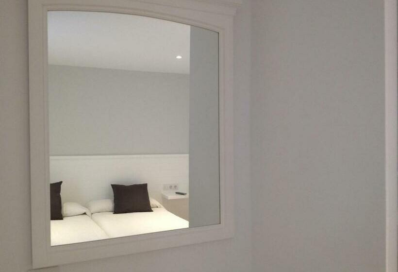 スタンダードルーム, Hostal La Palma