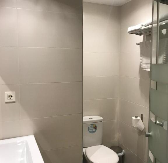 חדר אקונומי, Hostal Libertad