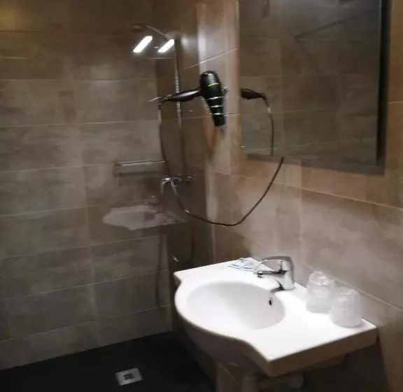 Camera Standard, Hostal Mara