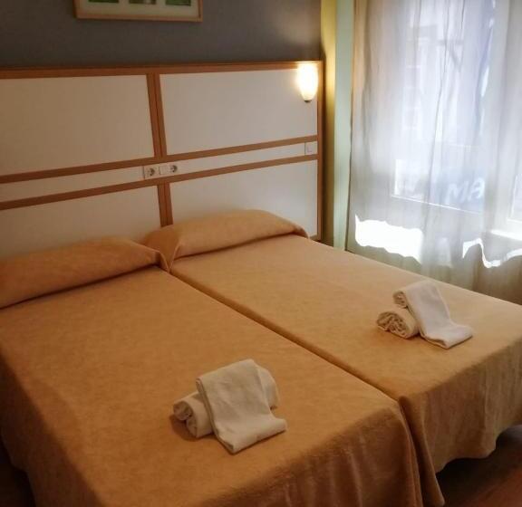 Quarto Estandar, Hostal Mara