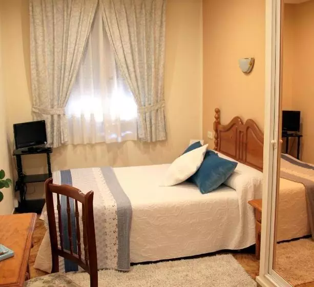 スタンダードシングルルーム, Hostal Pachin