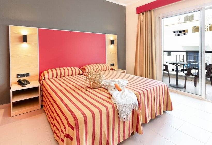 اتاق استاندارد, The Red Hotel Adults Only