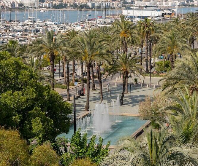 اتاق استاندارد با چشمانداز دریا, The Red Hotel Adults Only