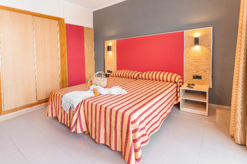 Номер Стандарт, The Red Hotel   Adults Only