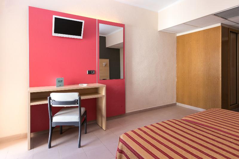 اتاق استاندارد, The Red Hotel Adults Only