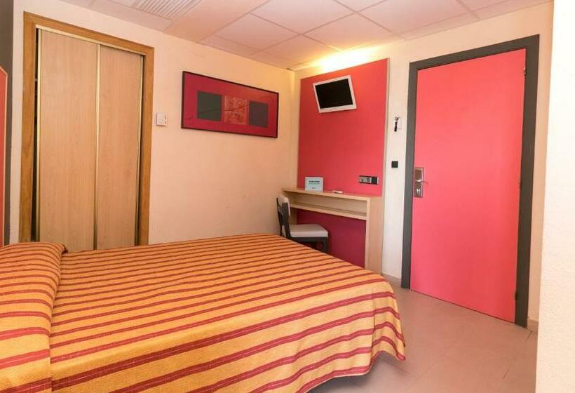 Номер Стандарт Индивидуальный, The Red Hotel   Adults Only