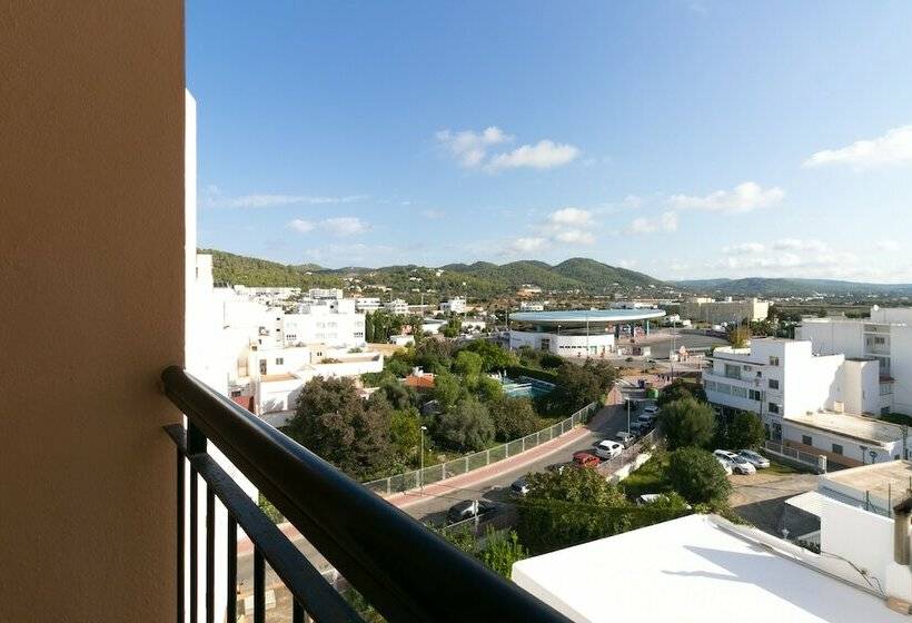 اتاق استاندارد یک نفره, The Red Hotel Adults Only