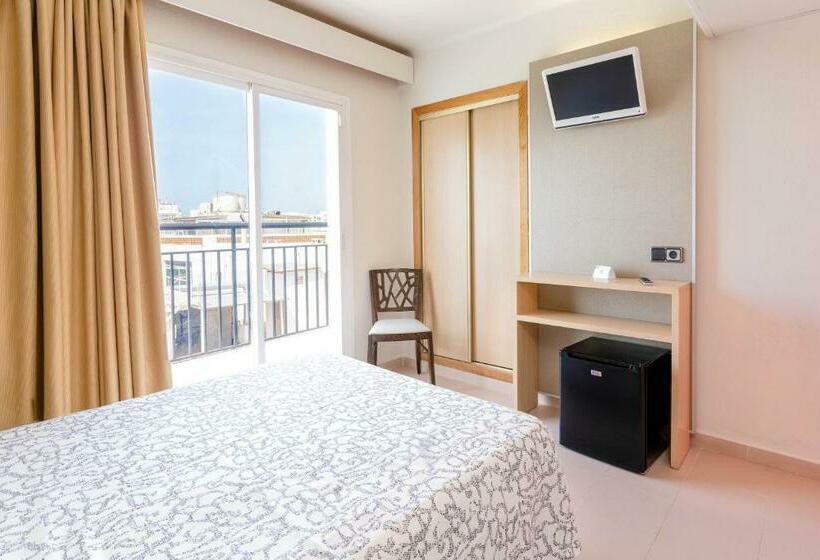 اتاق استاندارد, The Red Hotel Adults Only