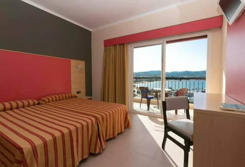 اتاق استاندارد با چشمانداز دریا, The Red Hotel Adults Only