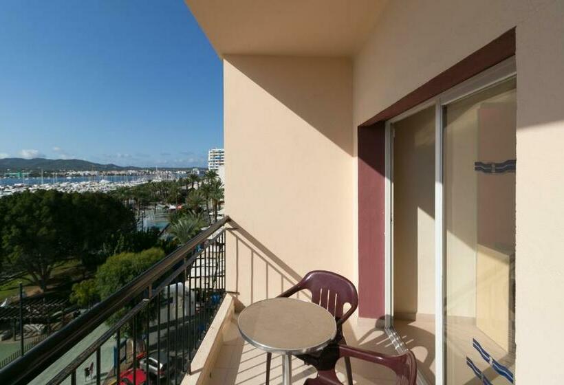 اتاق استاندارد با چشمانداز دریا, The Red Hotel Adults Only