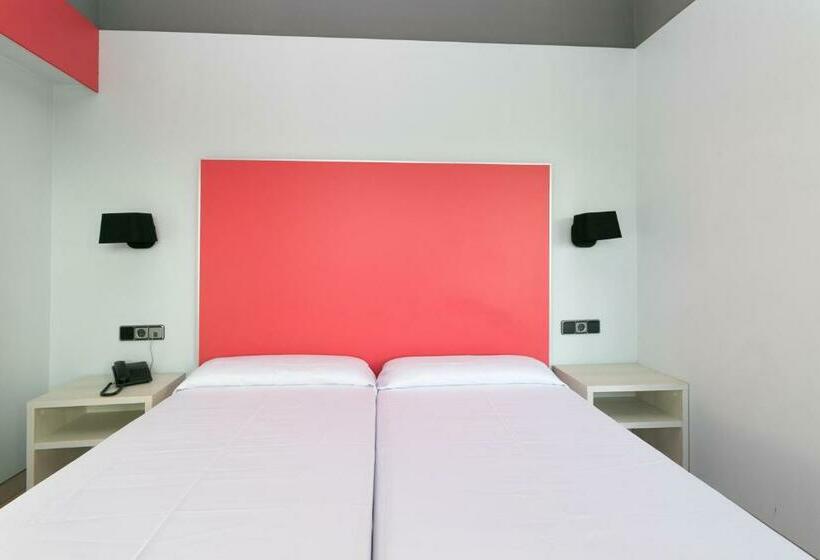 اتاق استاندارد با چشمانداز دریا, The Red Hotel Adults Only