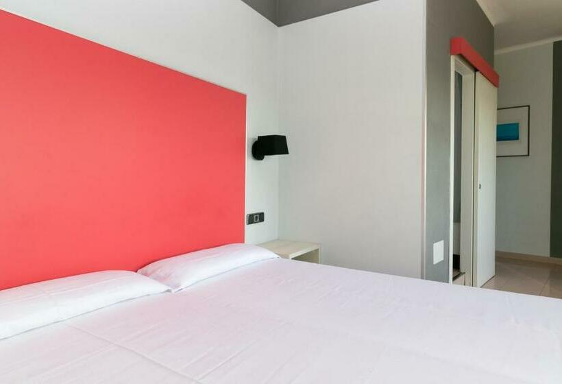 اتاق استاندارد با چشمانداز دریا, The Red Hotel Adults Only