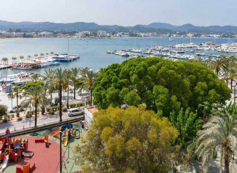 اتاق استاندارد با چشمانداز دریا, The Red Hotel Adults Only