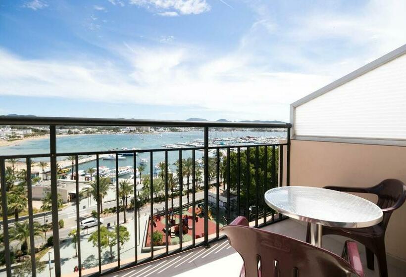 اتاق استاندارد با چشمانداز دریا, The Red Hotel Adults Only