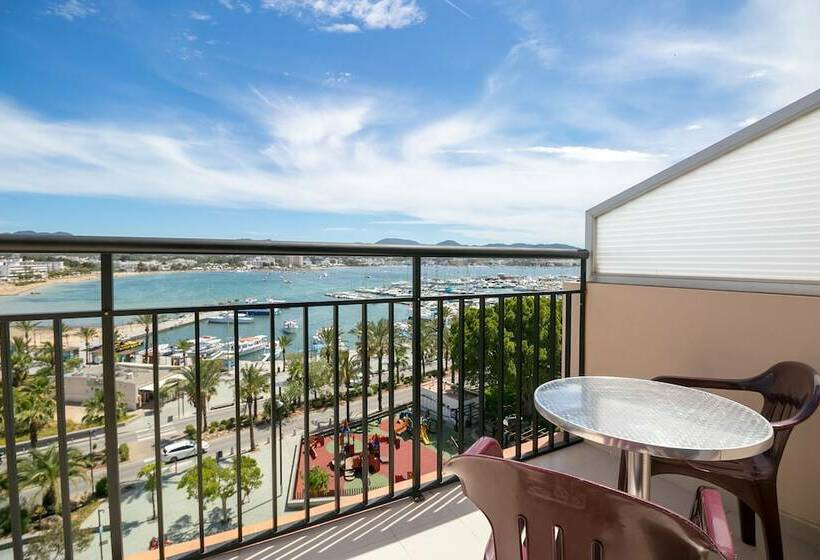 اتاق استاندارد با چشمانداز دریا, The Red Hotel Adults Only